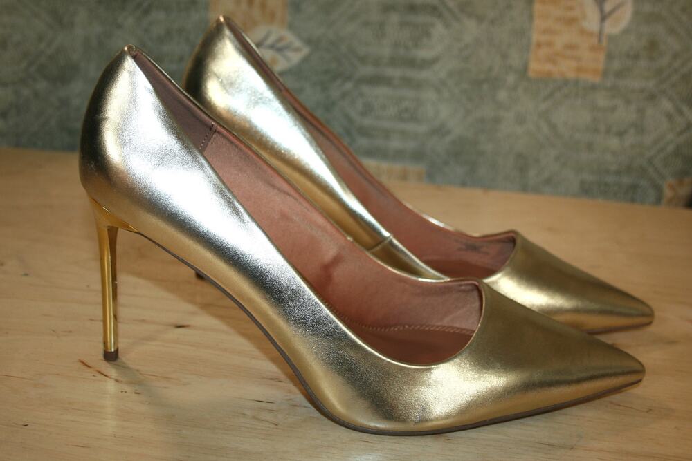 New Asos Design Gold Faux Leather Pumps 15 US Women's
